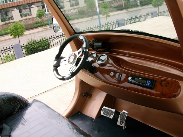 E款8座麻豆一二三产区老爷车