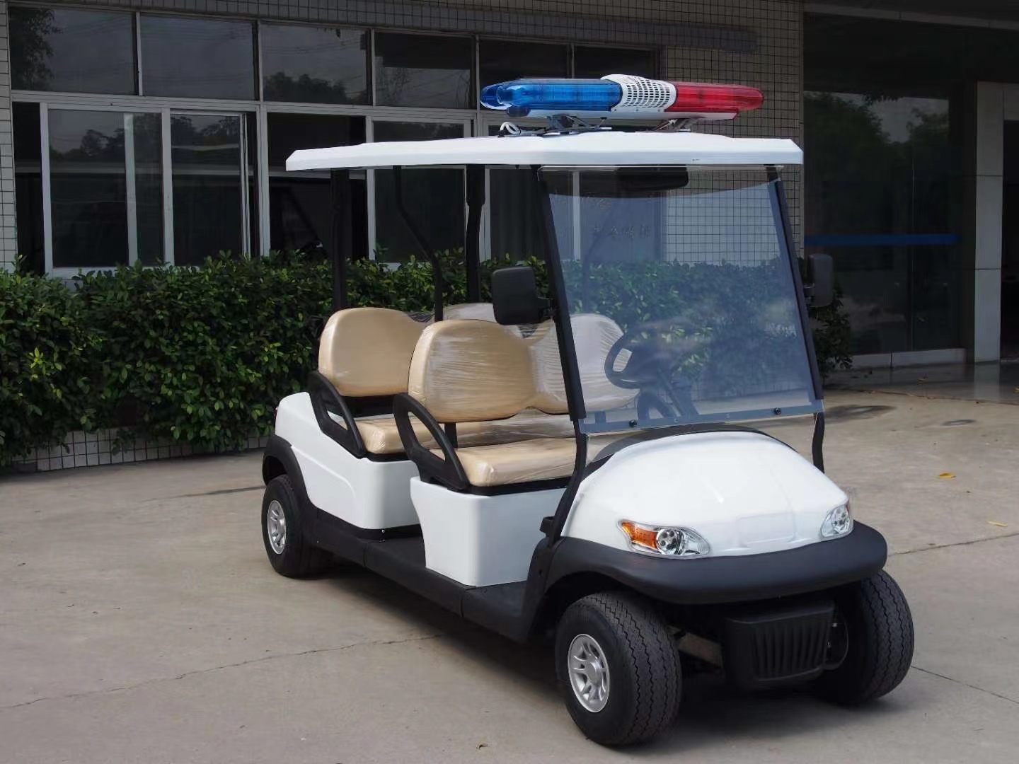 4座校园巡逻车、高尔夫巡逻车、巡逻电瓶车